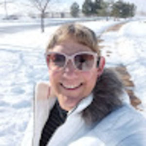 Meet your Posher, Mia